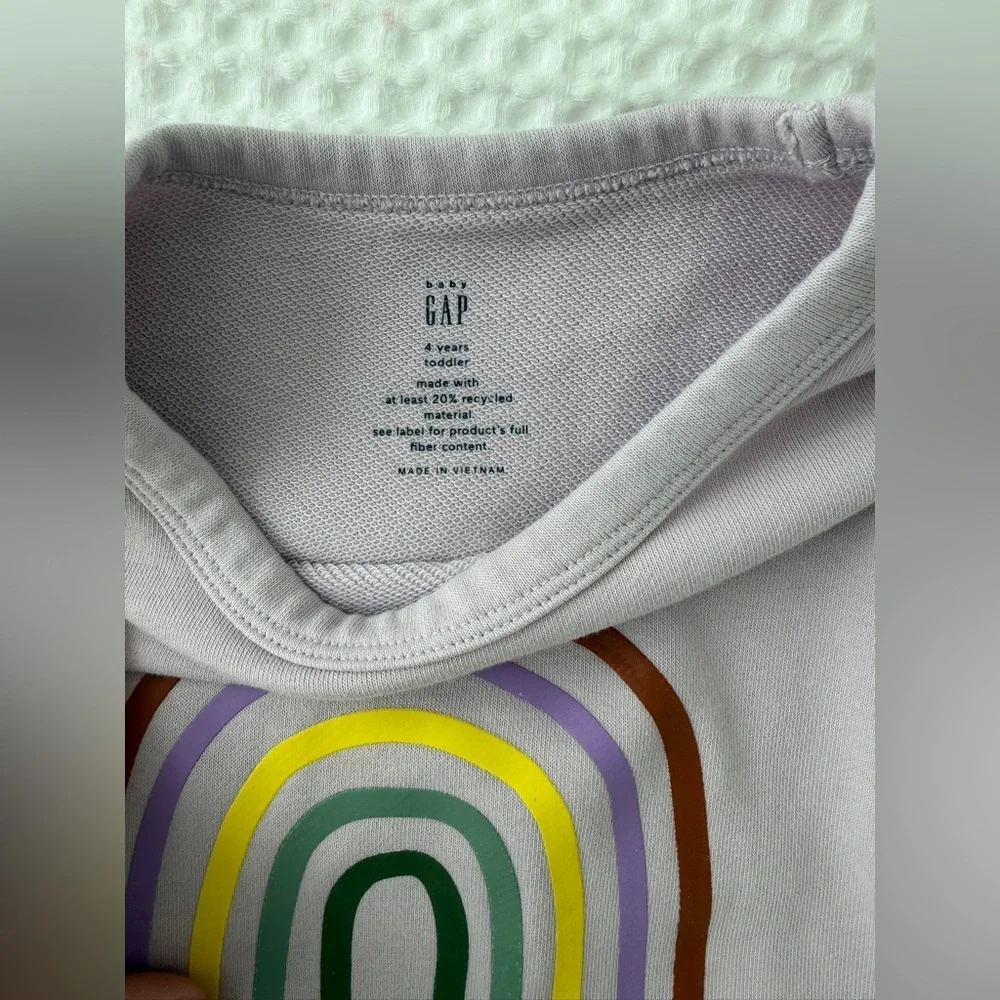 The Gap Rainbow sweatshirt set toddler Girl 4 years - Picture 3 of 7